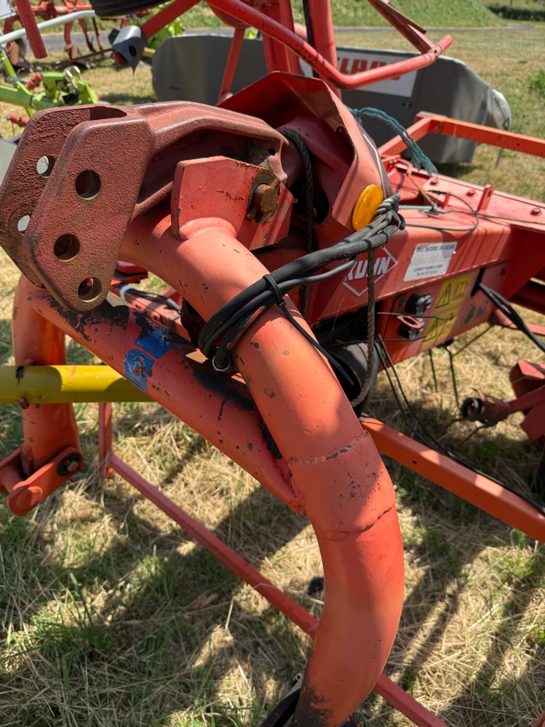 Faneuse KUHN GF 8501 MH - photo slide 6