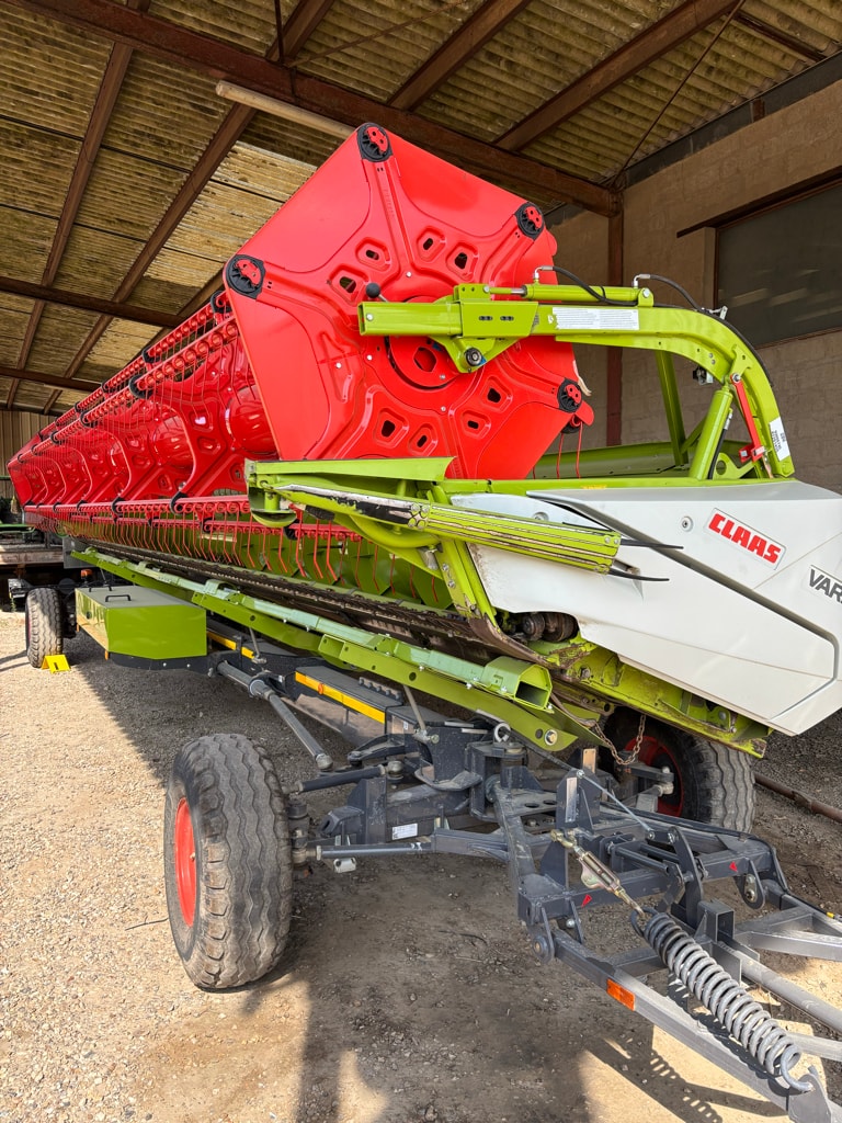 Moissonneuse CLAAS Lexion 8600 TT cemos 4x4 - photo slide 29