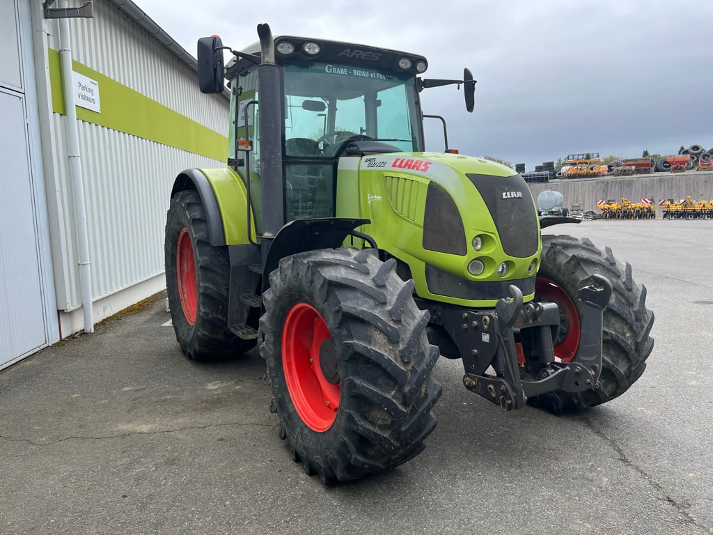 Tracteur CLAAS ARES 697 ATZ - photo slide 3