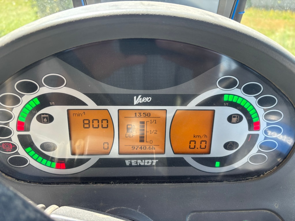 Tracteur FENDT 722 VARIO PROFI - photo slide 13