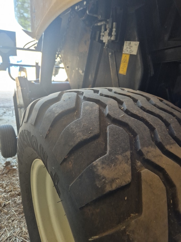 Presse balles rondes NEW HOLLAND Roll belt 180 CROP CUTTER - photo slide 6