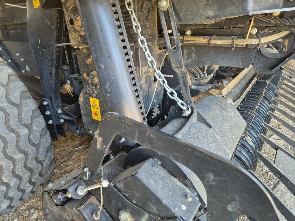Presse balles rondes NEW HOLLAND Roll belt 180 CROP CUTTER - photo slide 9