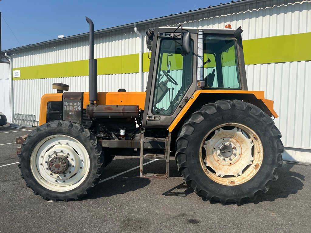 Tracteur RENAULT 110.54 - photo slide 2