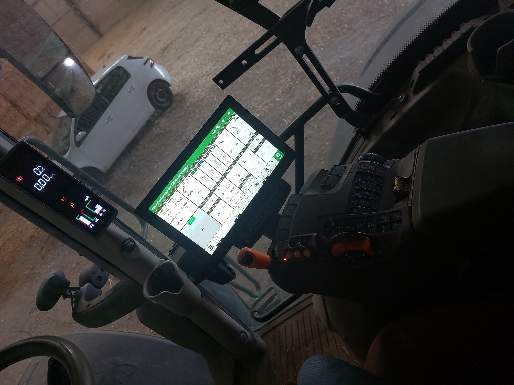Tracteur JOHN DEERE 6R155 - photo slide 7