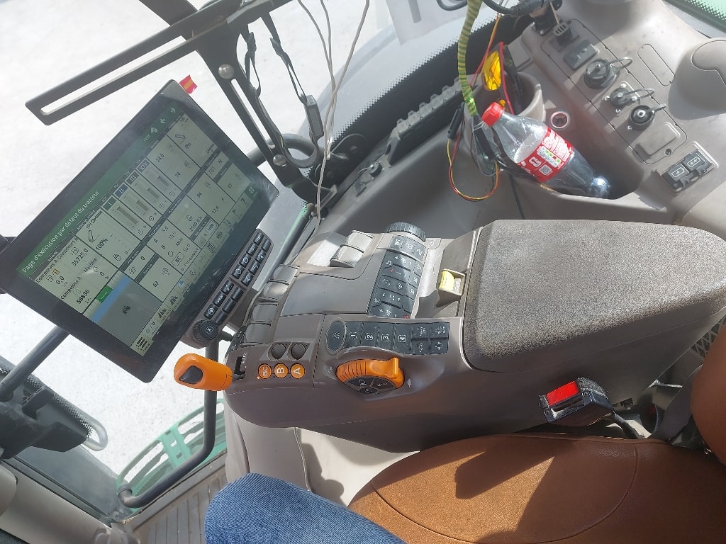 Tracteur JOHN DEERE 6R155 - photo slide 16