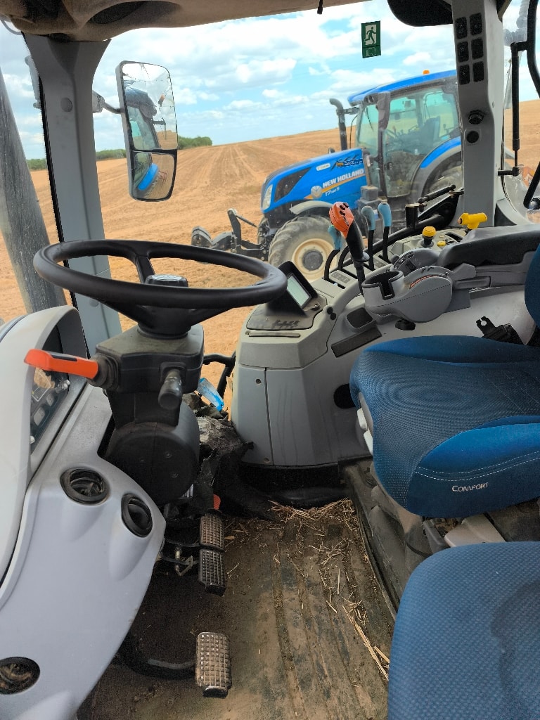 Tracteur NEW HOLLAND T7.165s  - photo slide 5