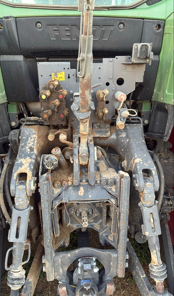 Tracteur FENDT 724 VARIO PROFI + - photo slide 8