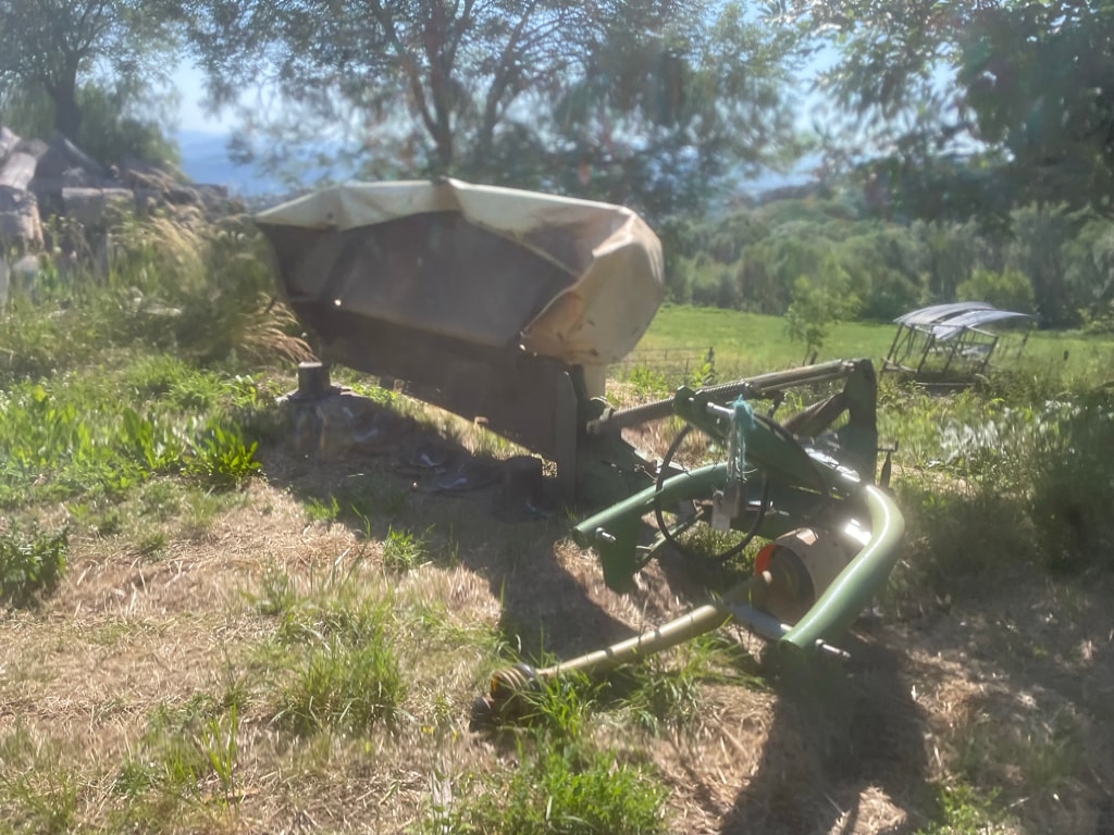 Faucheuse KRONE Am243s - photo slide 2