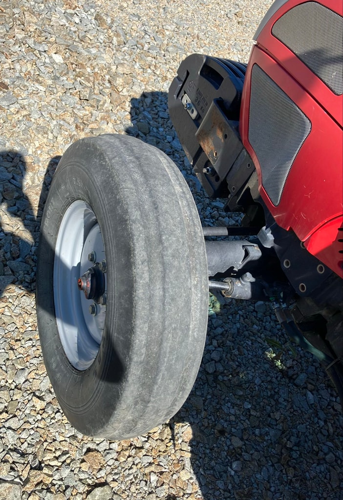 Tracteur MC CORMICK F80 - photo slide 7