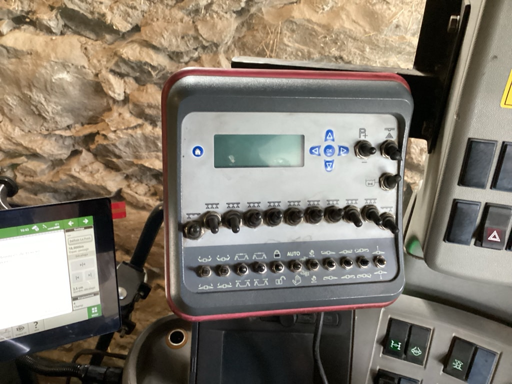 Pulverisateur VICON Xter B13 - photo slide 6