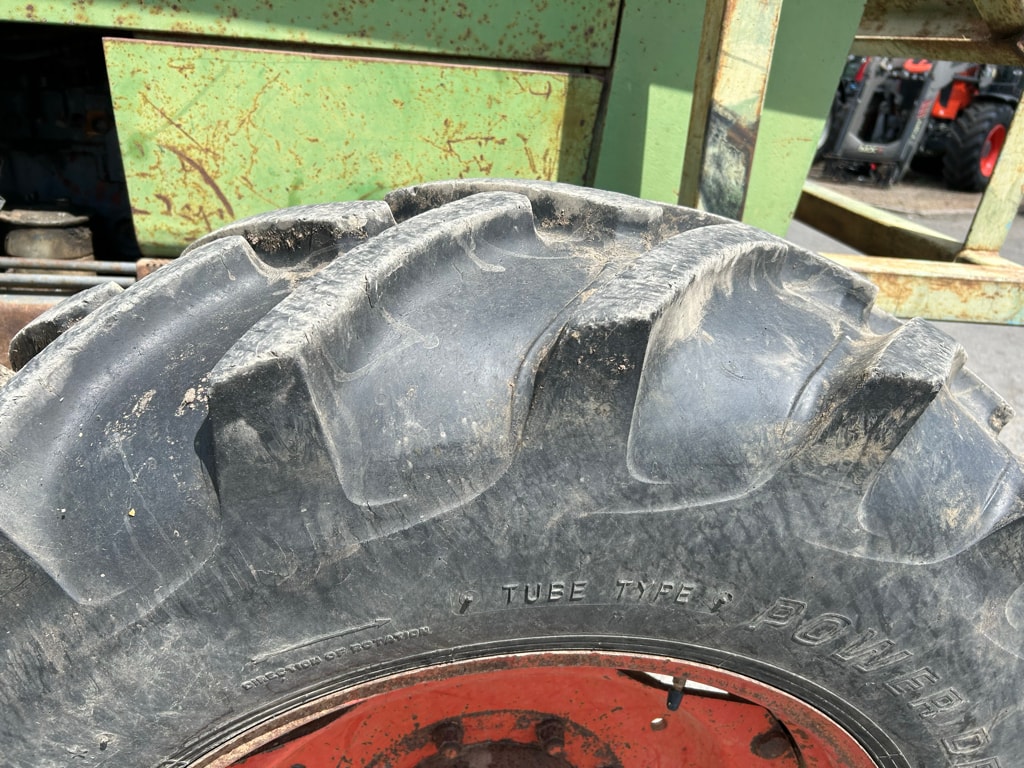 Tracteur FENDT FAVORIT 612 LS - photo slide 9