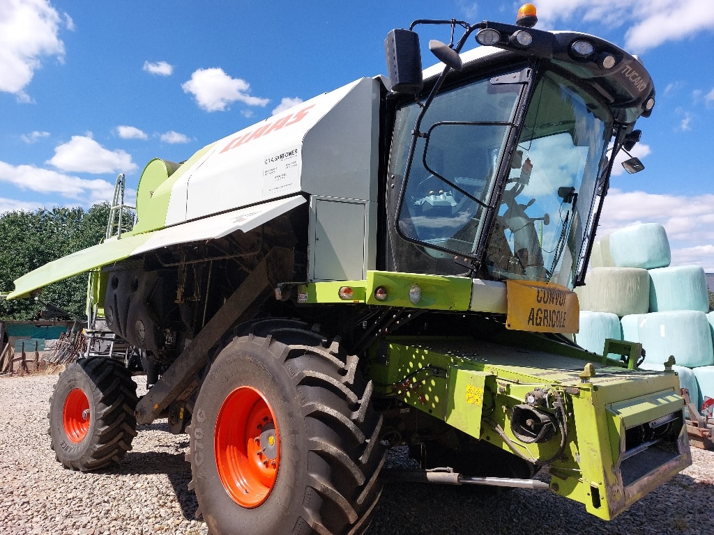 Moissonneuse CLAAS TUCANO 440 - photo slide 1