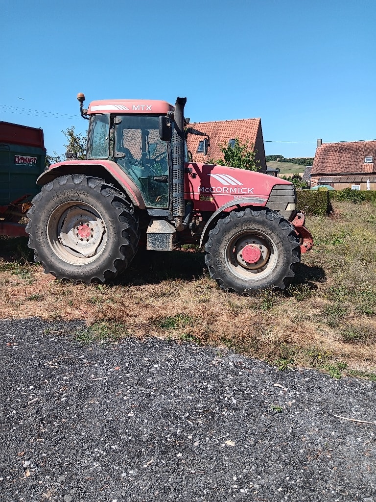 Tracteur MC CORMICK MTX 140 - photo slide 12