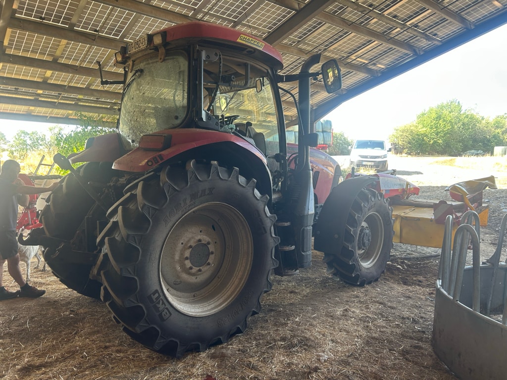 Tracteur CASE IH MAXXUM 140 EP - photo slide 3