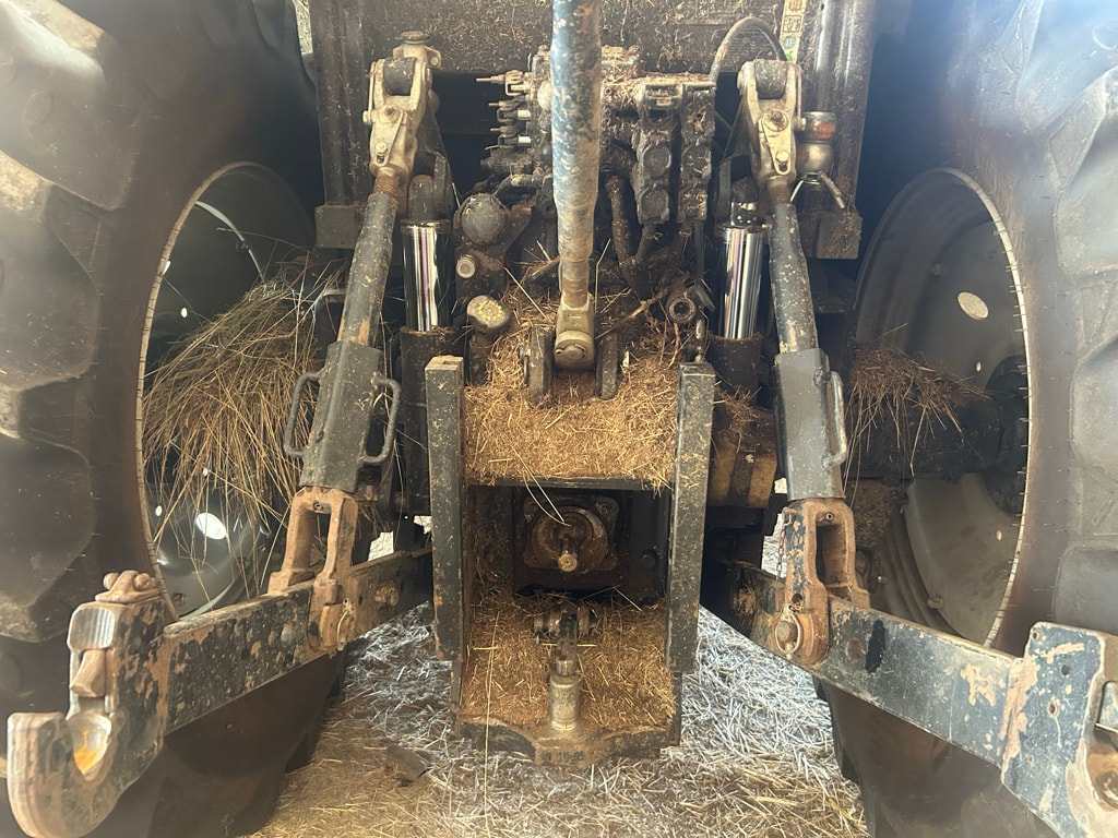Tracteur CASE IH MAXXUM 140 EP - photo slide 12