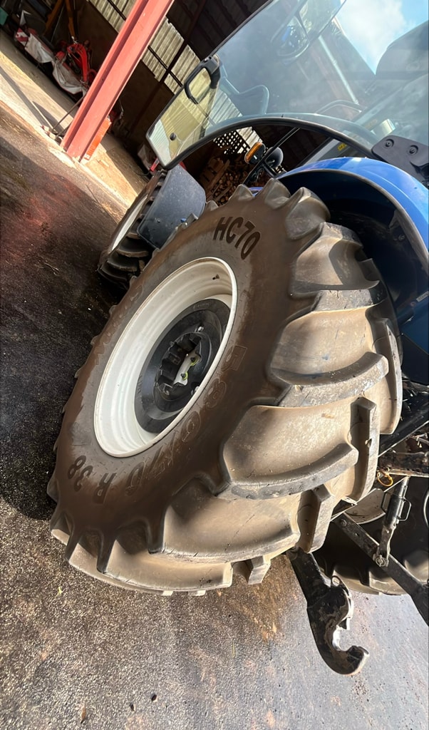 Tracteur NEW HOLLAND T 6 160 dynamic command - photo slide 6