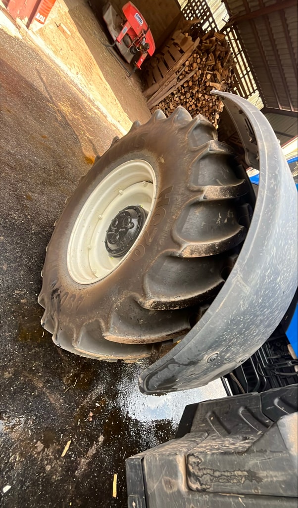 Tracteur NEW HOLLAND T 6 160 dynamic command - photo slide 7
