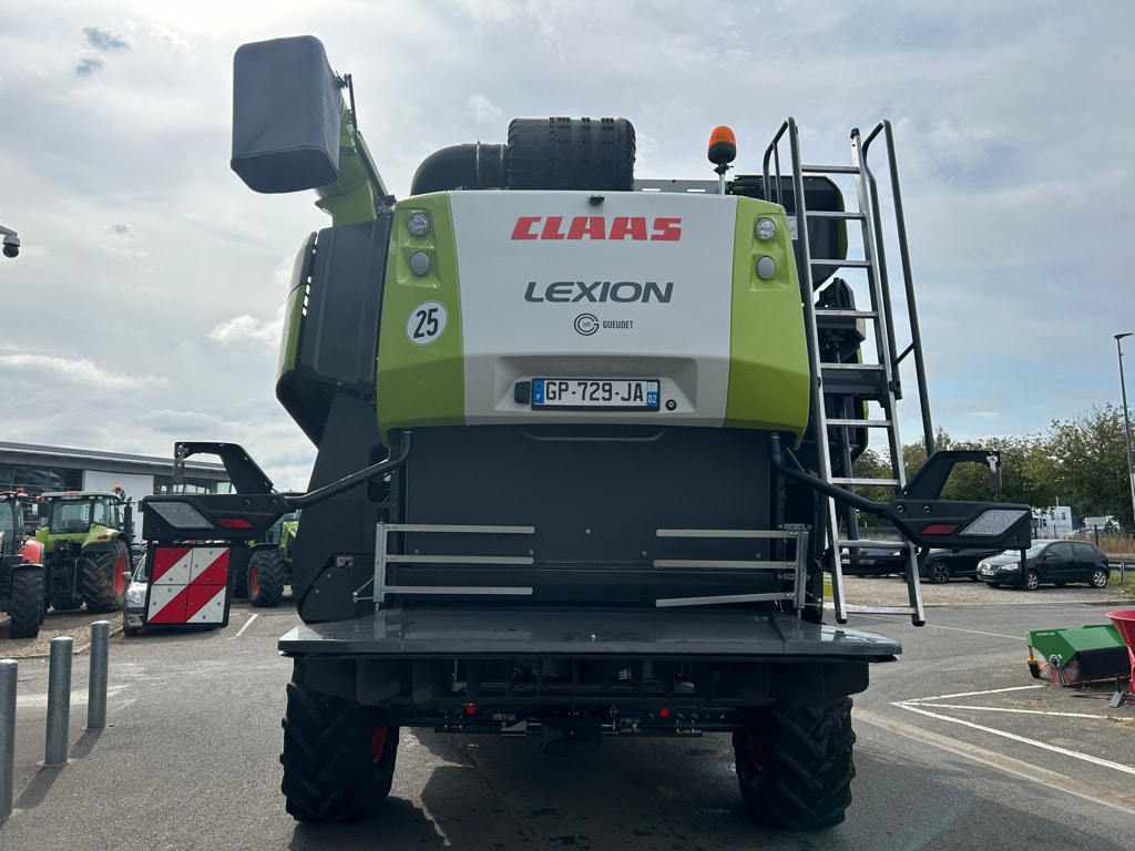 Moissonneuse CLAAS LEXION 6700 - photo slide 6