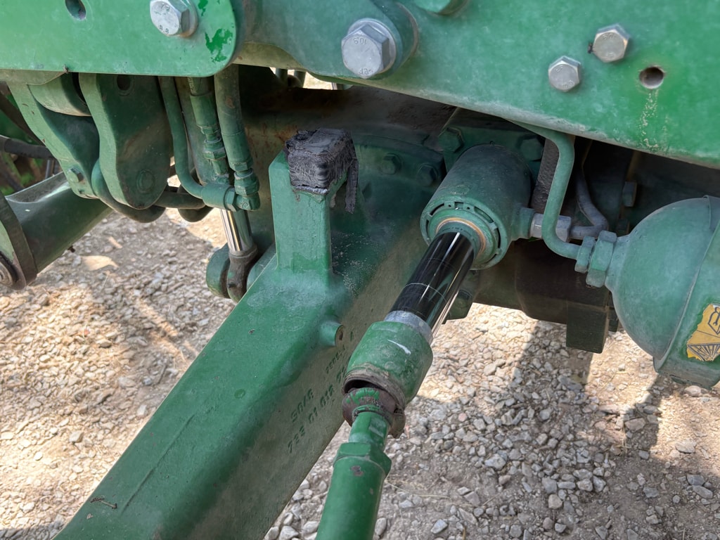 Tracteur chargeur JOHN DEERE 6230 STD - photo slide 14