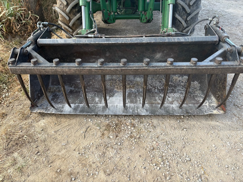 Tracteur chargeur JOHN DEERE 6230 STD - photo slide 21