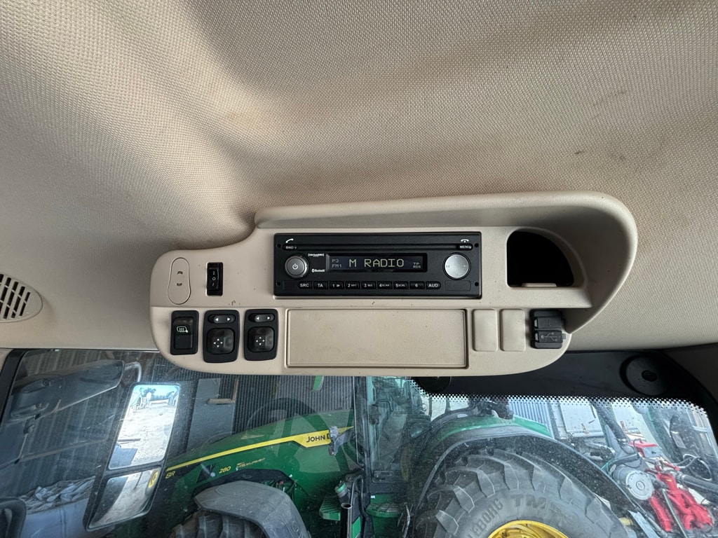 Tracteur JOHN DEERE 6230R - photo slide 11