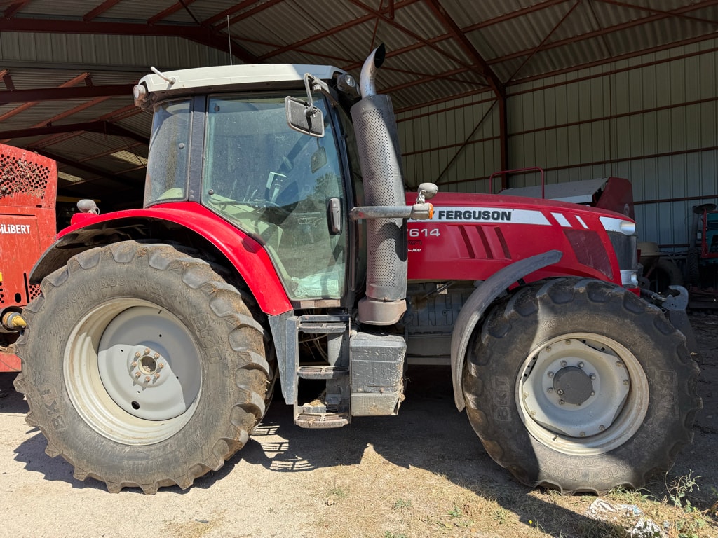 Tracteur MASSEY FERGUSON 7614 DYNA-4 ESSENTIAL - photo slide 2