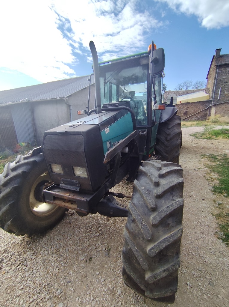 Tracteur VALTRA Valmet 865 - photo slide 1