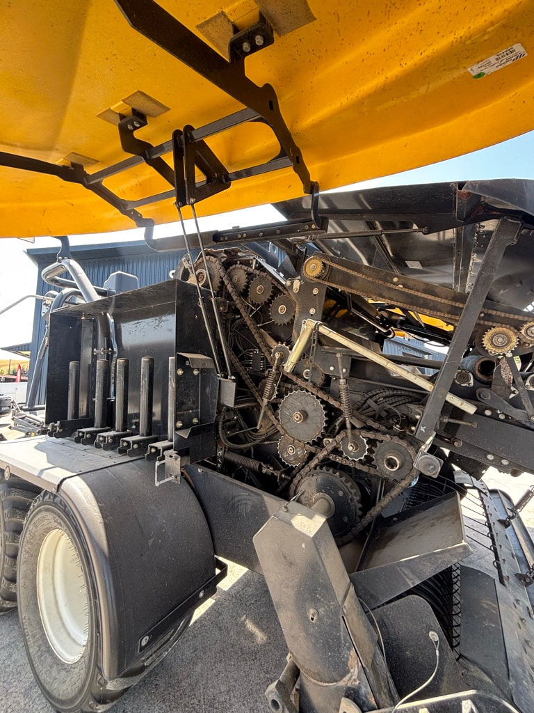 Presse enrubanneuse NEW HOLLAND ROLL BALER 125 COMBI - photo slide 9