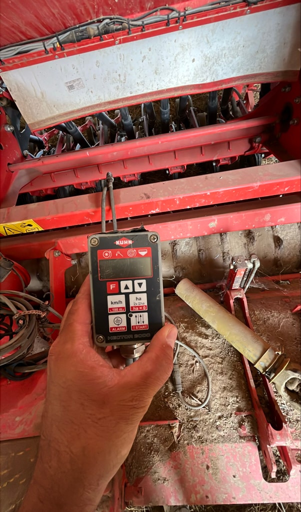 Semoir en ligne KUHN Combiliner sitera 3000 - photo slide 8