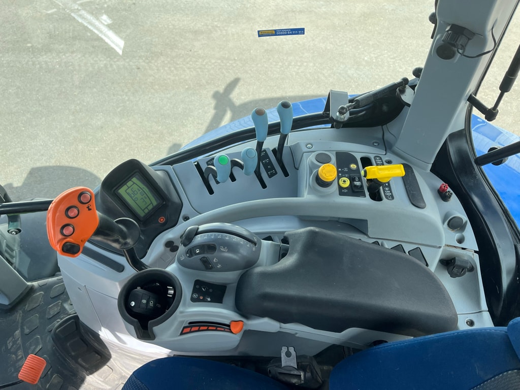 Tracteur NEW HOLLAND T7.165 S - photo slide 10