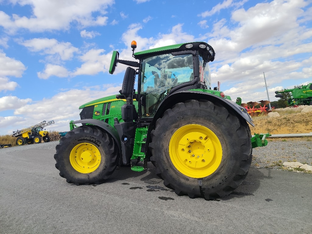 Tracteur JOHN DEERE 6R250 - photo slide 6