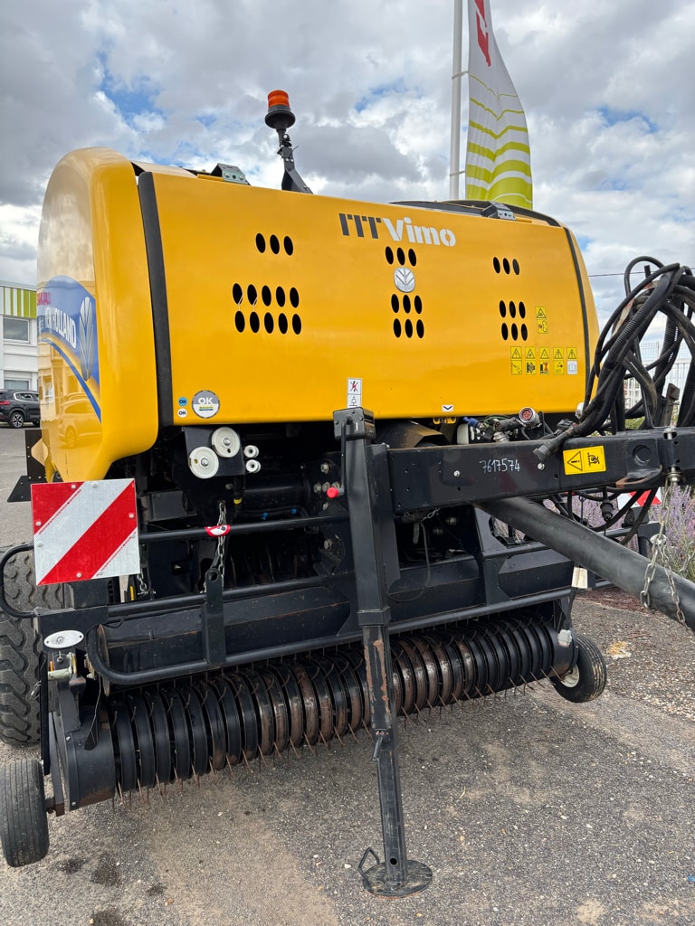 Presse balles rondes NEW HOLLAND RB 150 SUPERFEED - photo slide 9