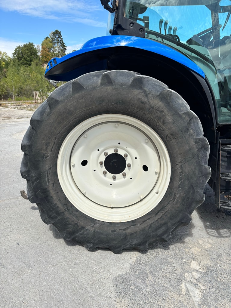 Tracteur NEW HOLLAND T6.120 - photo slide 16