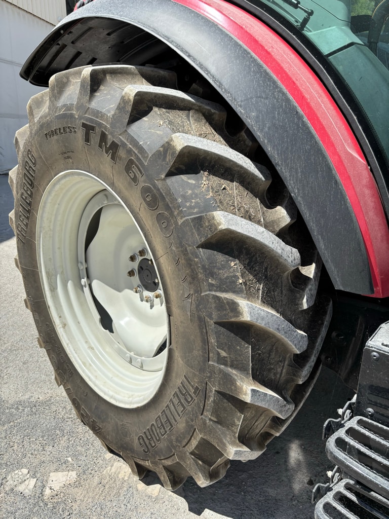 Tracteur VALTRA A85 - photo slide 7