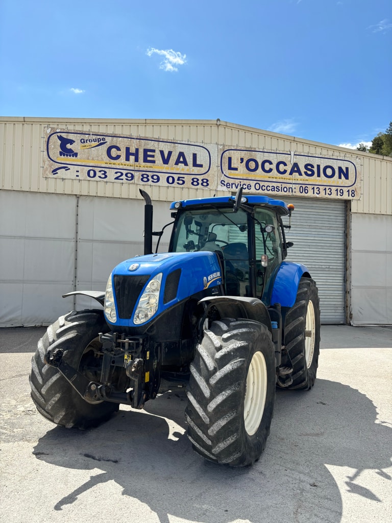 Tracteur NEW HOLLAND T 7.250 sw - photo slide 1