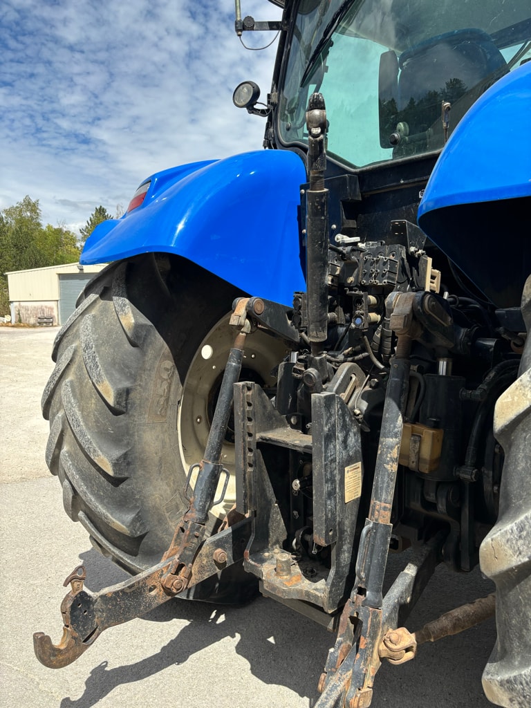 Tracteur NEW HOLLAND T 7.250 sw - photo slide 16