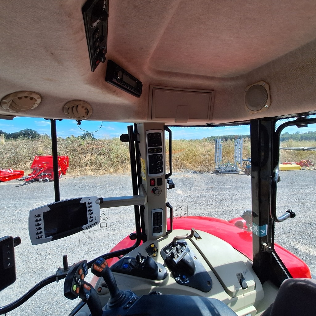 Tracteur MASSEY FERGUSON 7726 S - photo slide 16