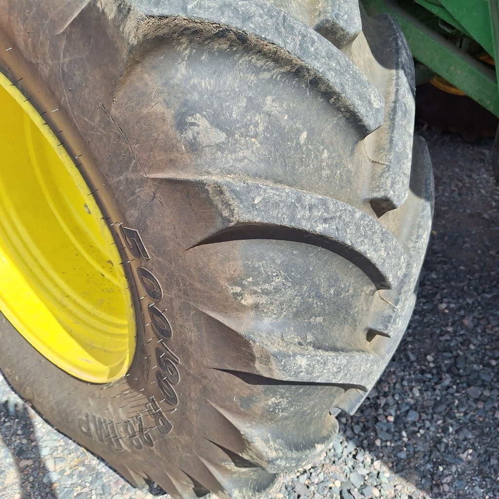 Moissonneuse JOHN DEERE T550i - photo slide 15