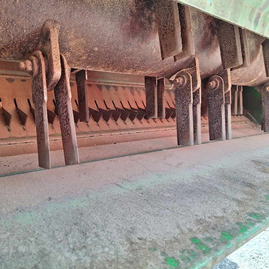 Moissonneuse JOHN DEERE T550i - photo slide 12