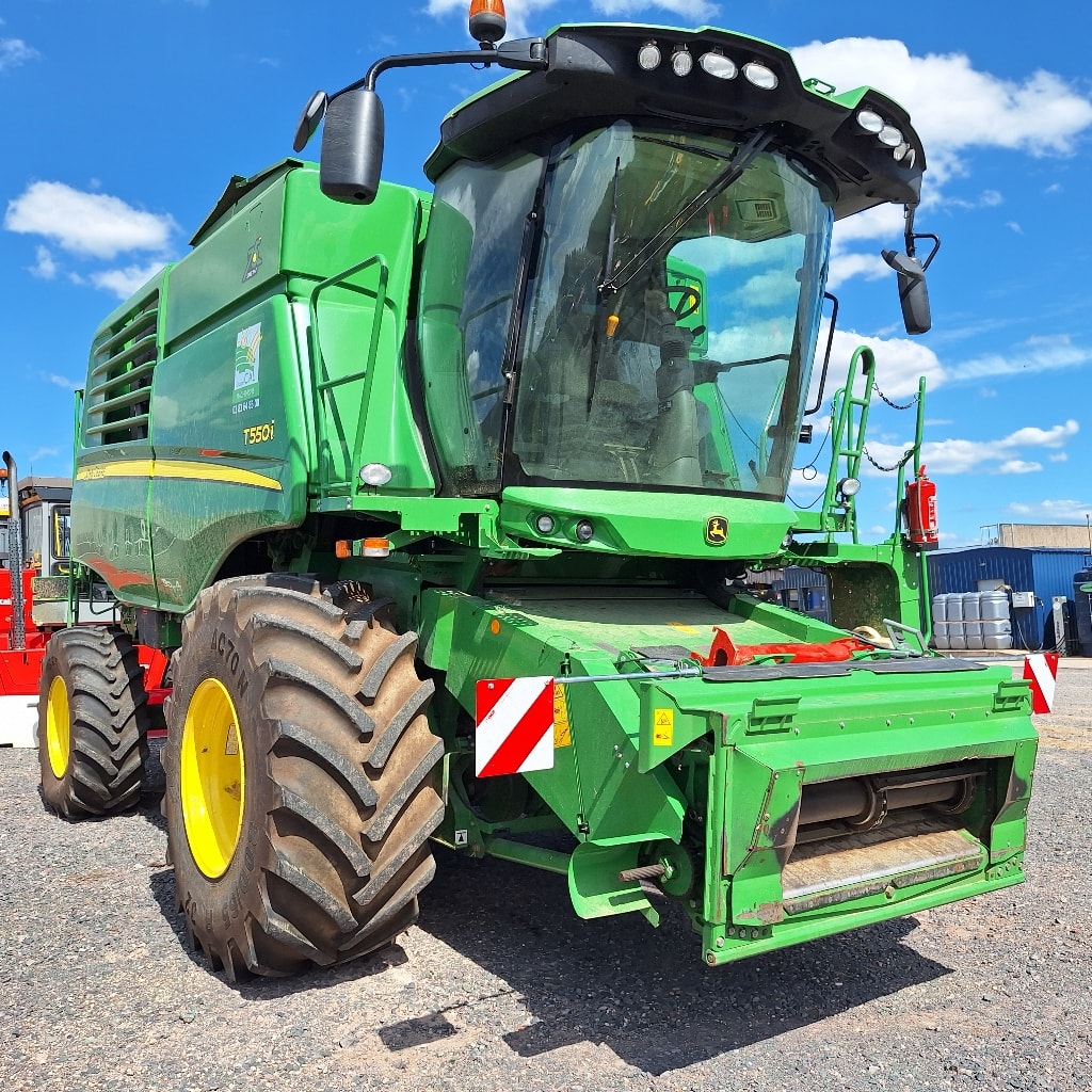 Moissonneuse JOHN DEERE T550i - photo slide 2