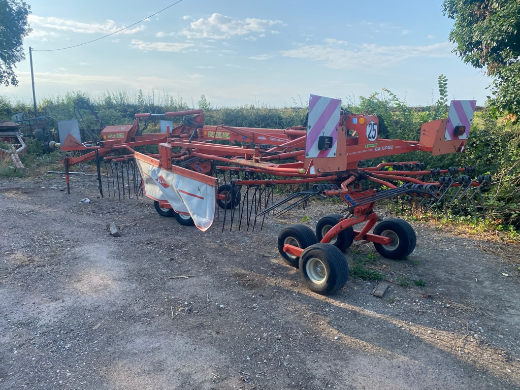 Andaineur KUHN GA 6002 - photo slide 1