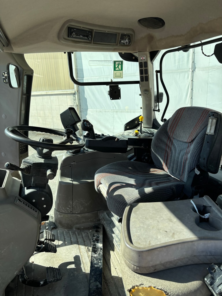 Tracteur CASE IH PUMA 180 - photo slide 10