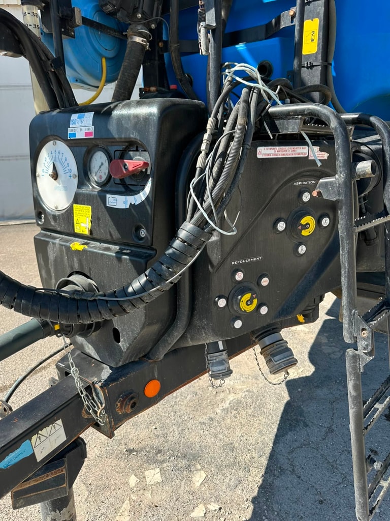 Pulverisateur EVRARD Meteor 4200 blue line - photo slide 12