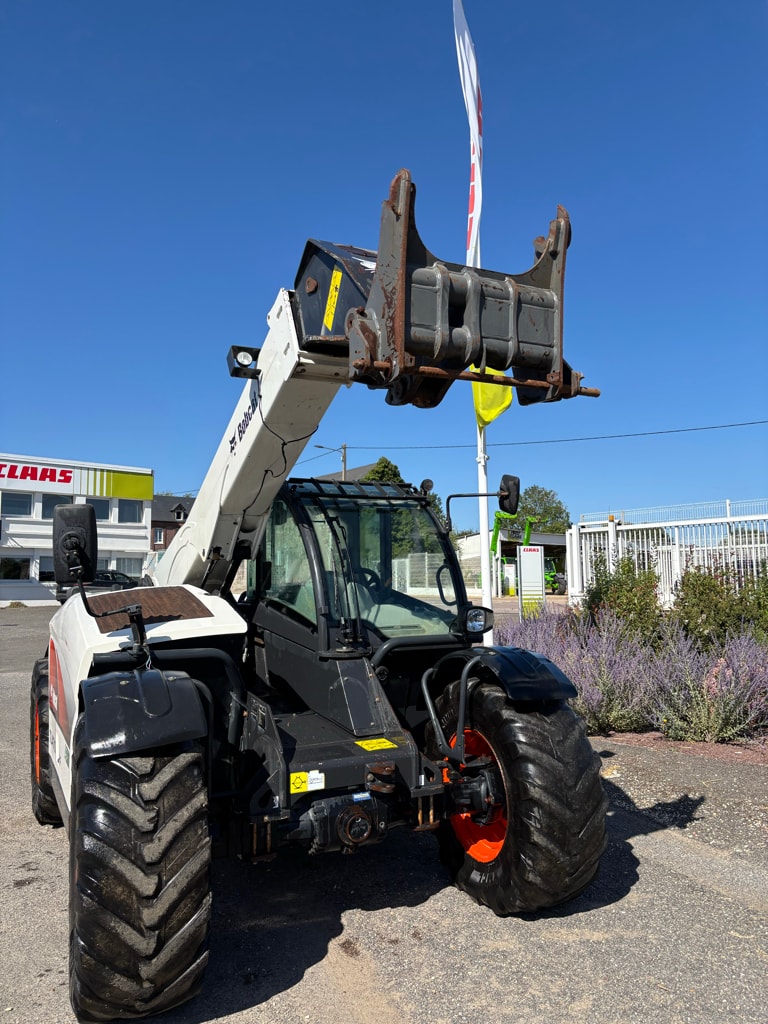 Telescopique BOBCAT TL 470 HF AGRI - photo slide 15