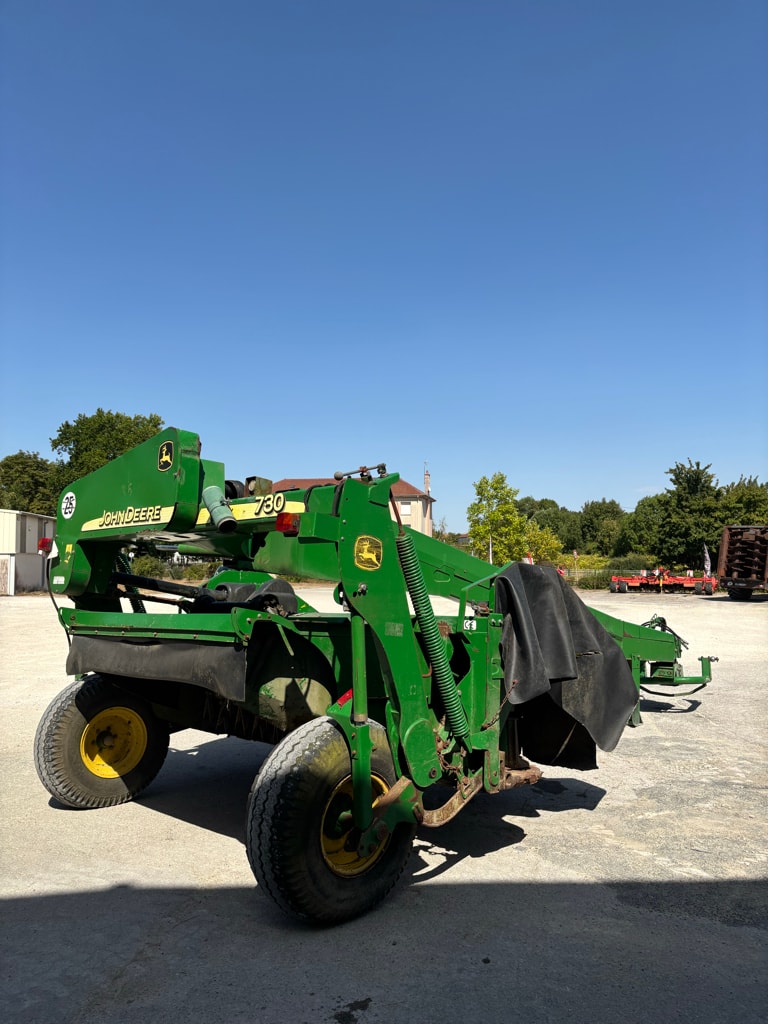 Faucheuse conditionneuse JOHN DEERE 730 - photo slide 3