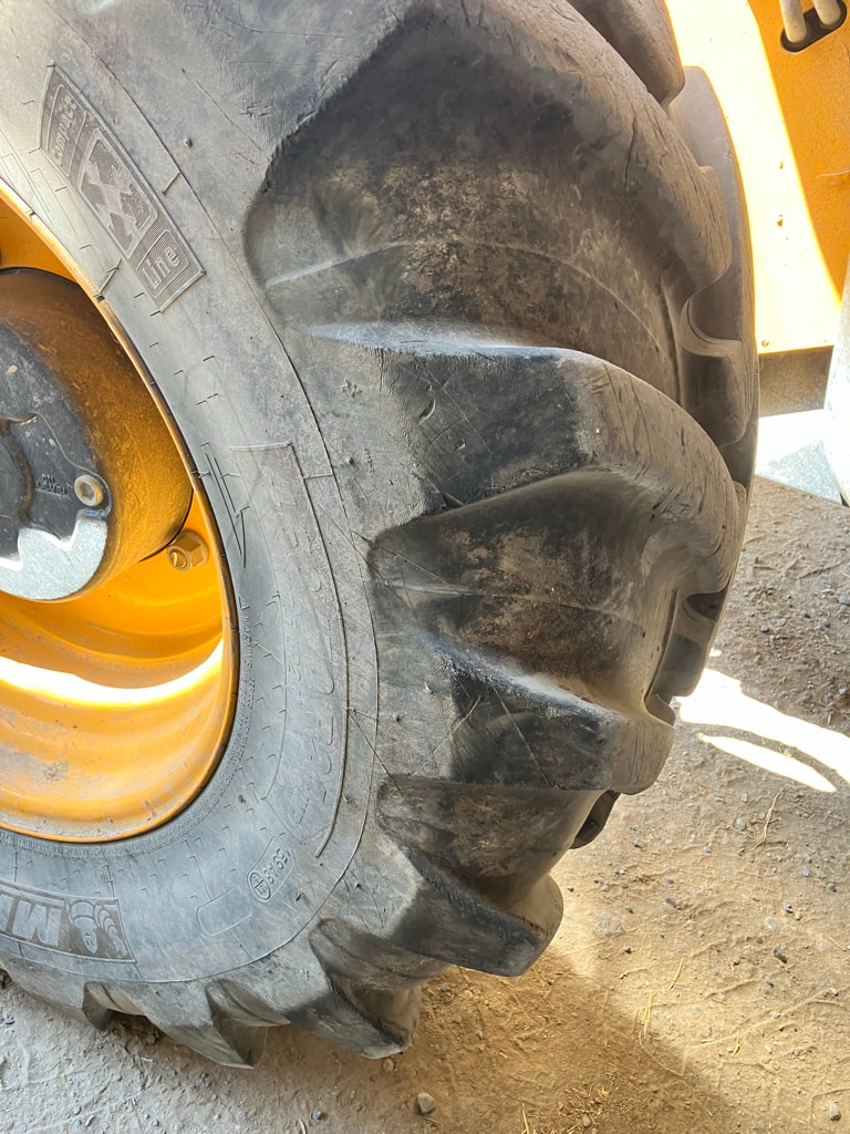 Telescopique JCB 532-70 AGRI SUPER - photo slide 6