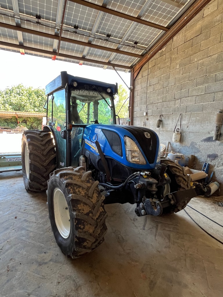 Tracteur fruitier NEW HOLLAND T4 110 LP - photo slide 2