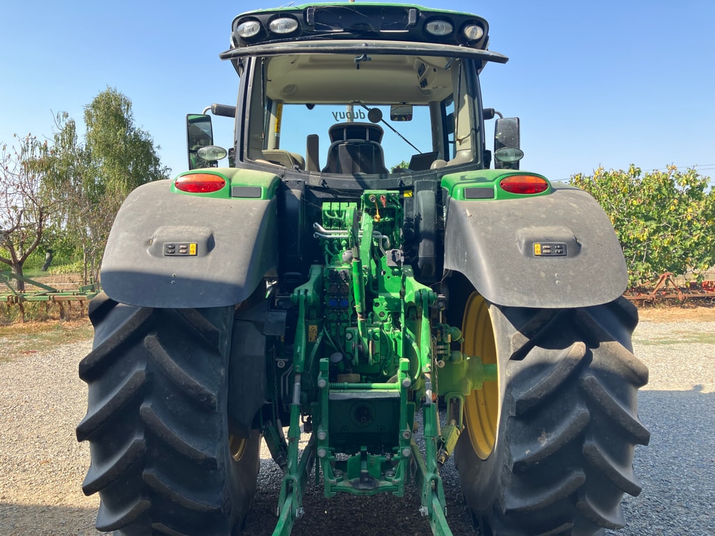 Tracteur JOHN DEERE 6215R - photo slide 18