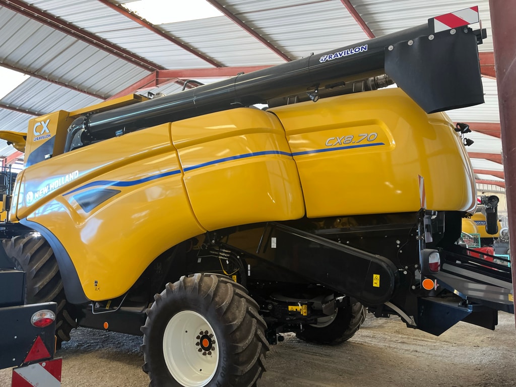 Moissonneuse NEW HOLLAND CX8.70 - photo slide 17