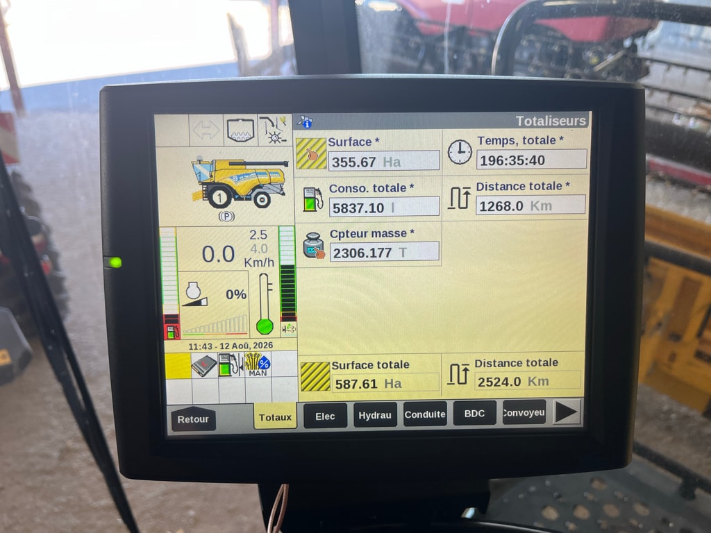 Moissonneuse NEW HOLLAND CX8.70 - photo slide 23